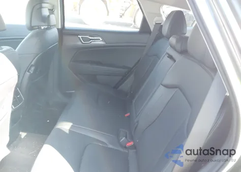 2023 Kia Sportage Hybrid Ex z USA, uszkodzony, nr VIN KNDPVCAG2P7025349